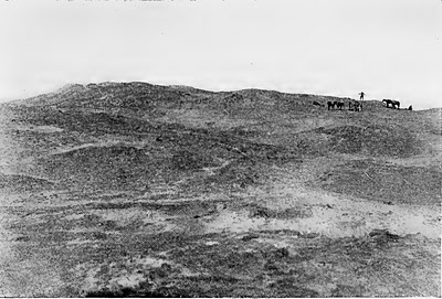 1e - Larsa 1912 excavation, Utu's city of Larsa after thousands of years of weathering, many artefacts were found here from the time when the gods walked & talked with man